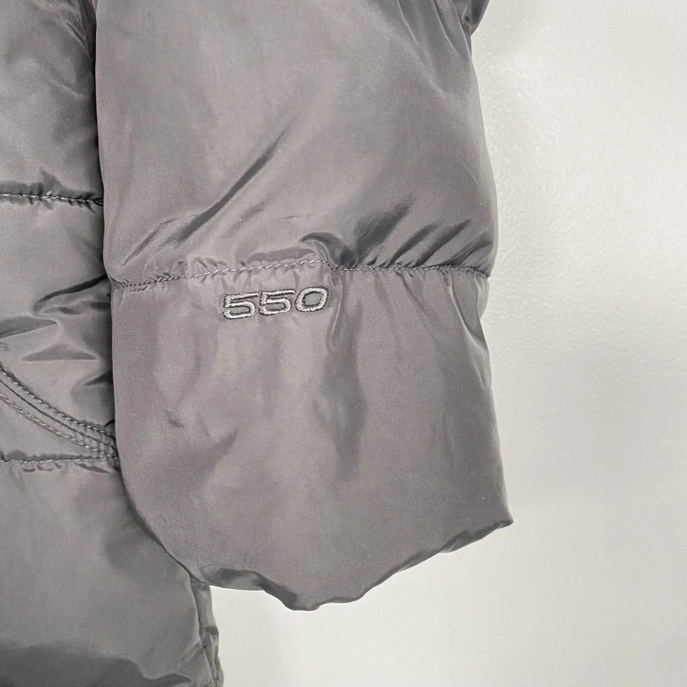 The North Face Parka Coat Womens Medium Gray 550 Down Hooded Quilted Puffer Long